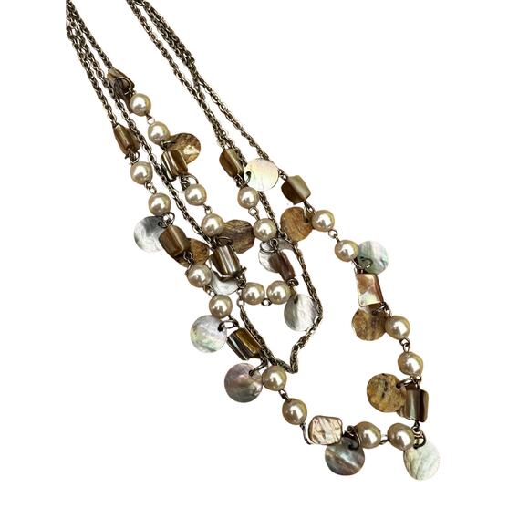 Three Strand Shell Beaded Necklace - Picture 3 of 5